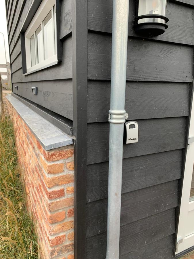 Dijkhofje, Dichtbij Strand, Zee En Meer. Vrouwenpolder Luaran gambar